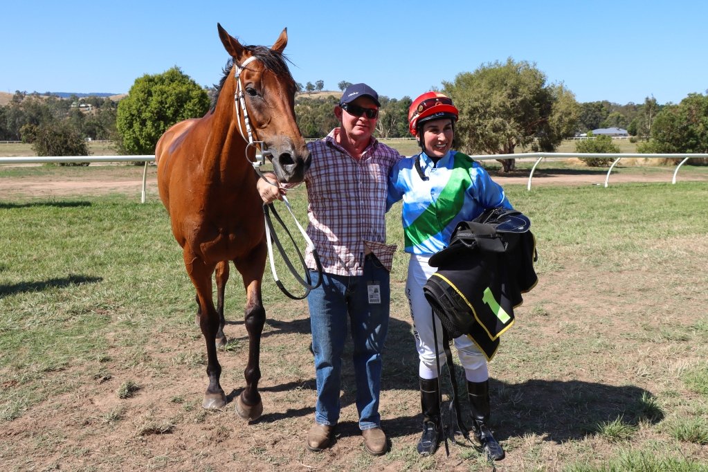 Picnic Racing tweet media