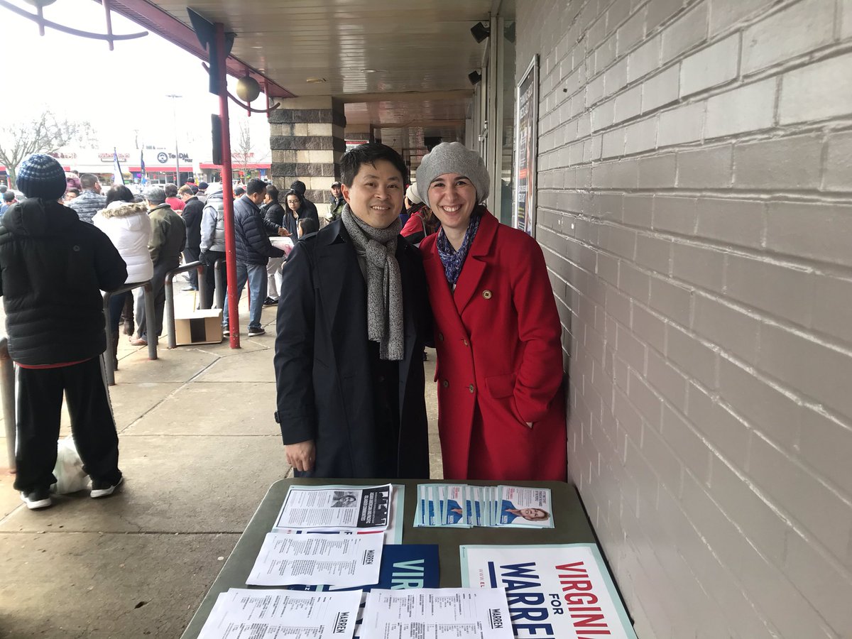 upadhyaya_megha's tweet photo. Great day tabling for #VirginiaforWarren and celebrating with the Vietnamese American community for #LunarNewYear2020! https://t.co/ZQwXwdu8U9
