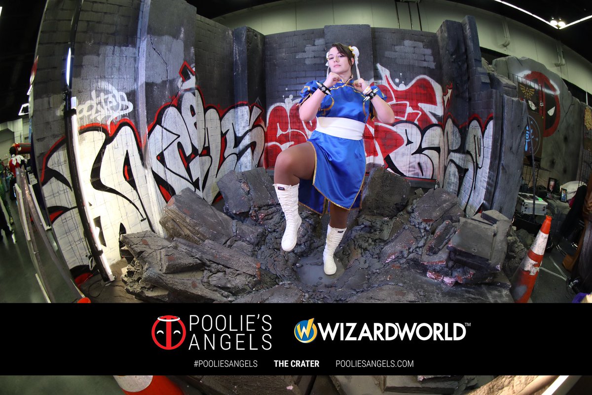 SilvaCosplay's tweet photo. Thank you so much for what you do, Poolie’s Angels! Your backdrop was so impressive! 

#pooliesangels #cosplay #cosplayergirl #wizardworld #wizardworldpdx #wizardworldportland https://t.co/5VVpdldN1R