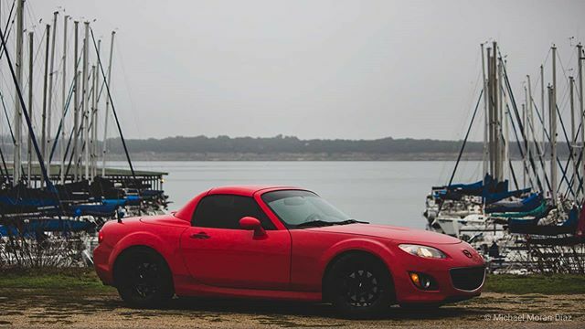 MikeInExcess's tweet image. I don't ask for much, a place to park my yacht and a way to break away.
#Mazda #Miata #MX5 #MMDphoto ift.tt/2Rte7zG
