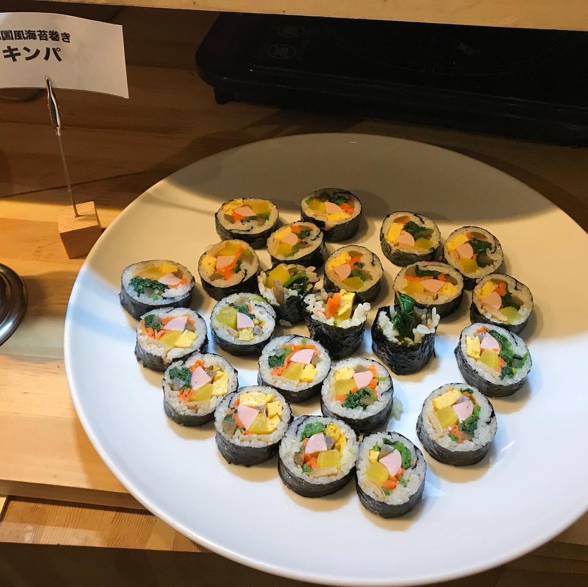 ジョウンデー 種以上の韓国料理ビュッフェ付き サムギョプサル食べ放題ランチ 1380円 新大久保 韓国料理 ジョウンデー サムギョプサル ハチノスサムギョプサル チーズダッカルビ Ufoチキン ビュッフェ 食べ放題 新大久保でランチ Kpop