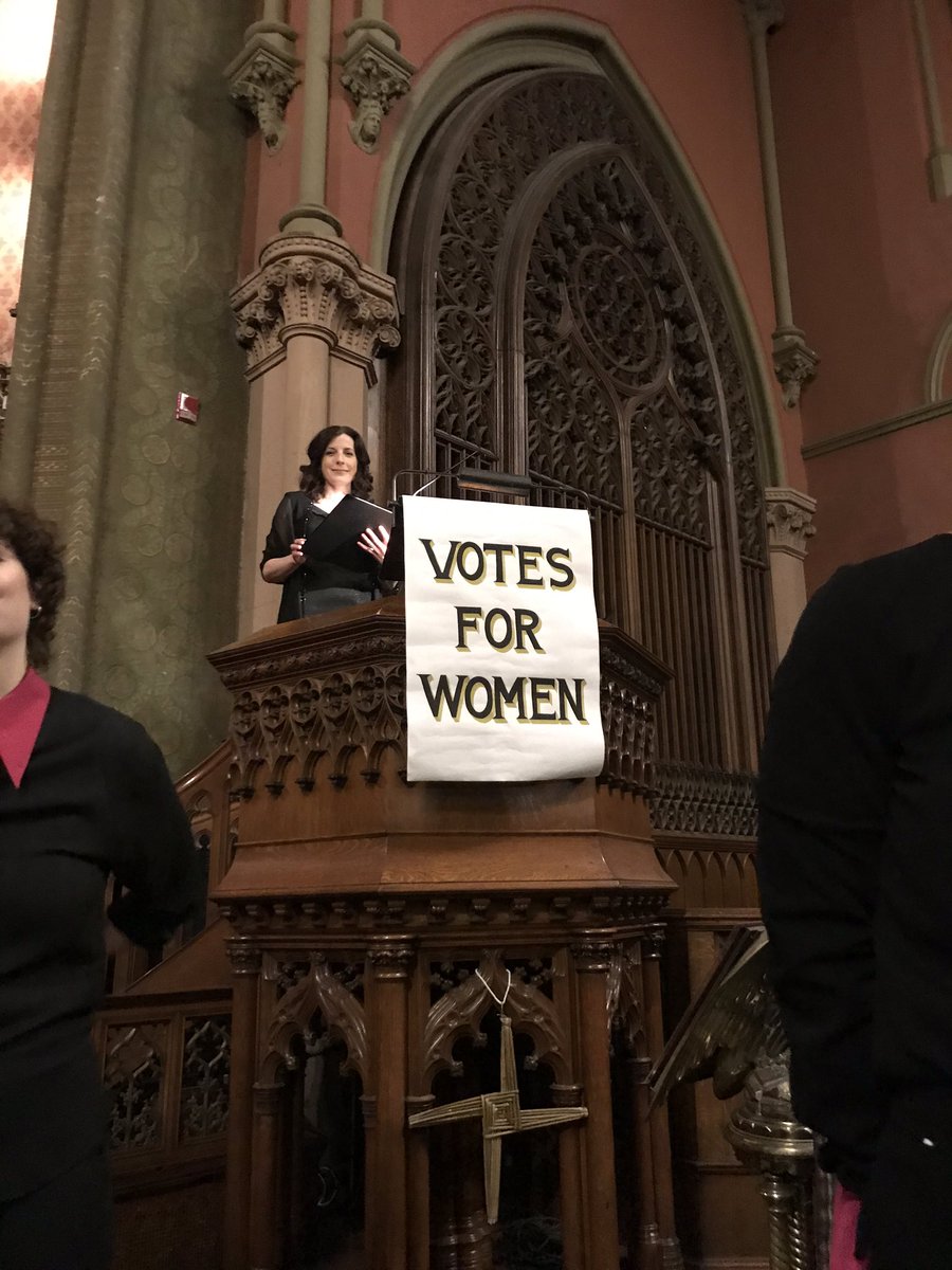 Tonight, <a href="/voicesrising/">Voices Rising Chorus</a> lifts, shakes, climbs, roars. Our time is now - won’t you join us? [tonight, 7:30pm, church of the covenant; next Saturday, 4pm, Eliot Church Newton]. 
(the talented <a href="/tinylesbrarian/">🌟🏳️‍🌈🇵🇸</a> made the sign!)