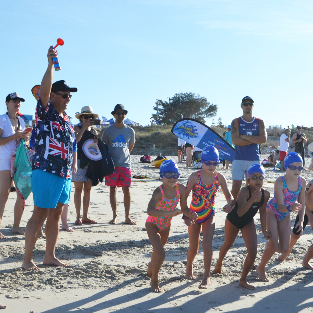 The first OWS race and swimmers are off for their final chance to qualify for the South32 Rottnest Channel Swim. Channel 7 Port to Pub with Hotel Rottnest at OWS Series Rd 8 Australia Day Sorrento Beach. Proudly presented by New Town Toyota #comeswimwithus 🏊‍♂️ 🏊‍♀️👍😎