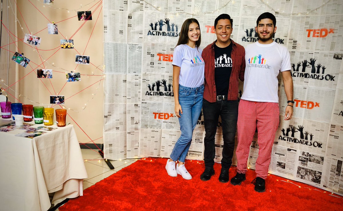 Agradecimientos a este trío de voluntarios, que estuvieron presentes en la organización y presentación del stand de #ActividadesOk en el <a href="/TEDxSantaCruz/">TEDxSantaCruz</a>. Y un agradecimiento especial a @josemariabullain quien también fue parte de este equipo ♥️ #TEDx #tedxsantacruzdelasierra
