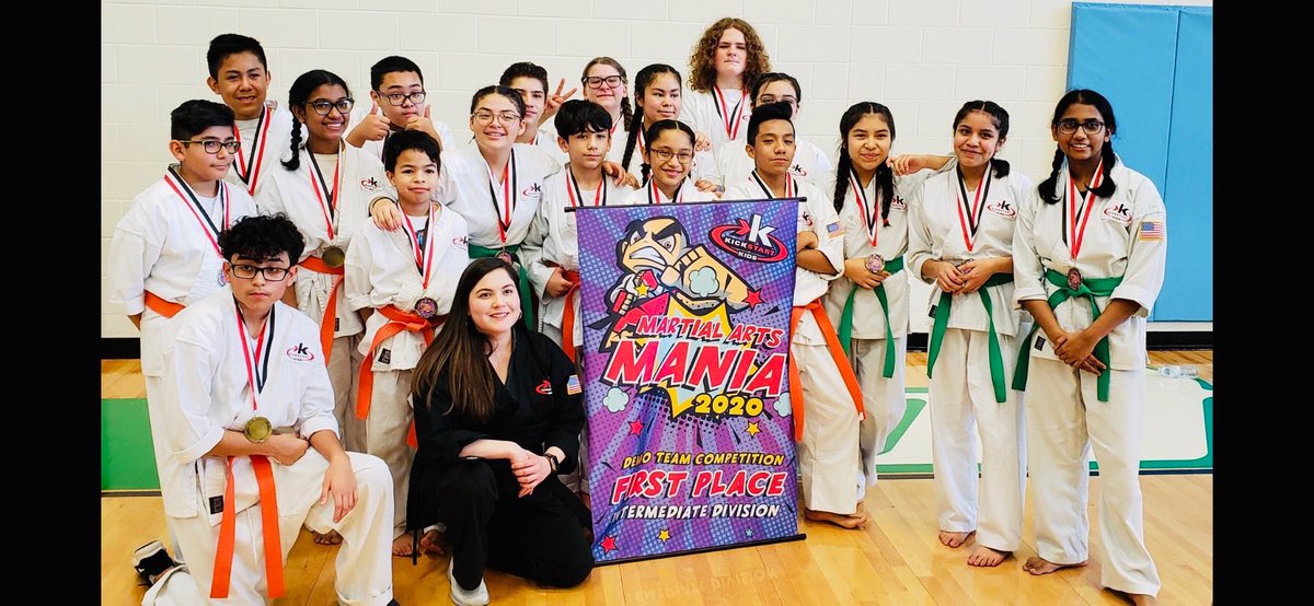 deZavalaMS's tweet photo. Way to go Kick Start 1st place out of 12 teams🏆!!! #hawksome https://t.co/kigUoyrTN6