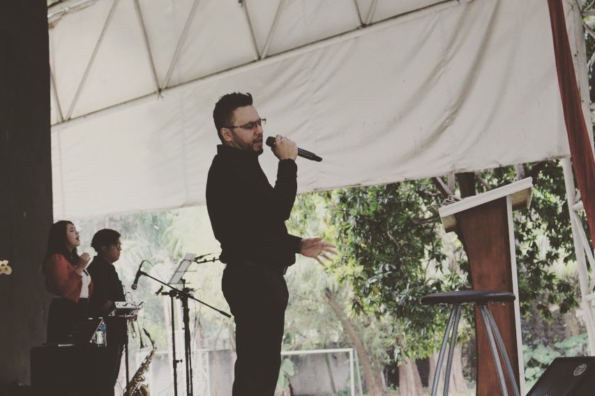 SethJafet's tweet photo. Un tiempo de mucha bendición en amistad cristiana Cuautla. Bella congregación apasionados por el Señor
#AdoracionmasFuego
#LlamadaFinal
#AmistadCristiana https://t.co/65DW0zyJaY