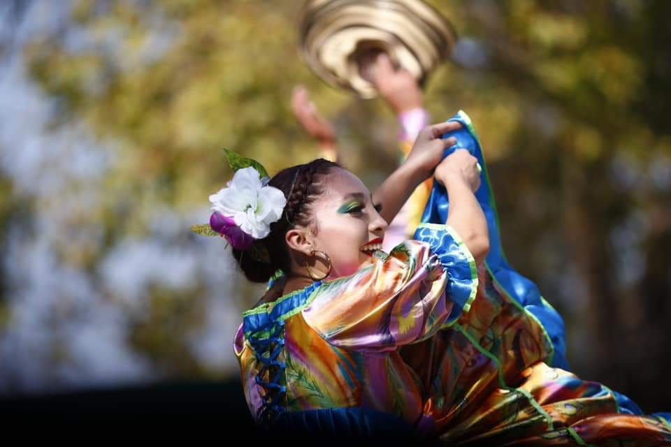 SolYTierraChile's tweet photo. 🔸ⓈⓄⓁ Ⓨ ⓉⒾⒺⓇⓇⒶ🔸
  Muchas gracias por la invitación #SolyTierra PRESENTE ⚜️1er Encuentro   de Danza Latinoamericano,  Cuadro  #Colombia_Tierra_Querida, @muni_concon 👏👏👏 https://t.co/E4Zy9ZdDEA