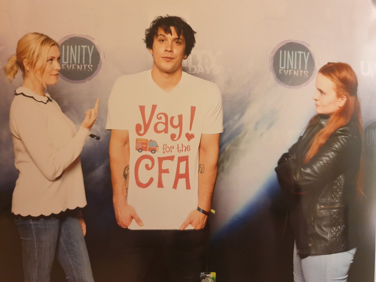 Shadowandhoe's tweet photo. Gotta recreate a legend #UnityDays4 #Beliza #BobMorley #ElizaTaylor https://t.co/eFd6dwZcco