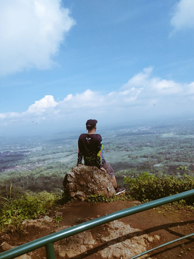 syarief771's tweet photo. karena semua sama di hadapan-Nya https://t.co/yOZZ07y0Q9