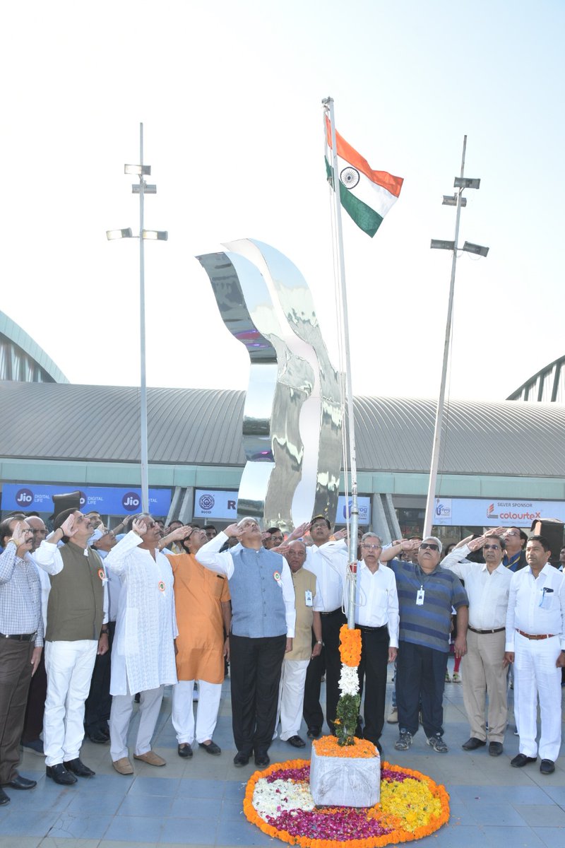 SGCCI_Surat's tweet photo. #Republic_Day #Celebration at #SIECC, Sarsana, Surat https://t.co/LplNVox2wE