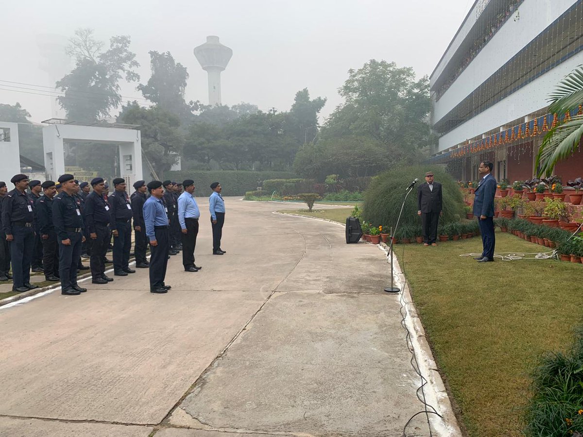 csirnbrilko's tweet photo. #RepublicDay celebrated at @csirnbrilko. Prof. SK Barik, Director, CSIR-NBRI, Lucknow hoisted the National Flag and addressed the scientists, students &amp; staff. #NBRIStaffClub organized various sport events for the wards of Staff on the occasion.
@CSIR_IND https://t.co/4MbOxIHtTa