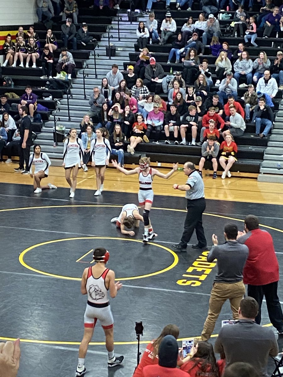 MattMShowalter's tweet photo. My kid just won the oldest running conference tournament in Iowa. #NCCchamp.  Proud dad moment!! https://t.co/0ZROmXLJIx