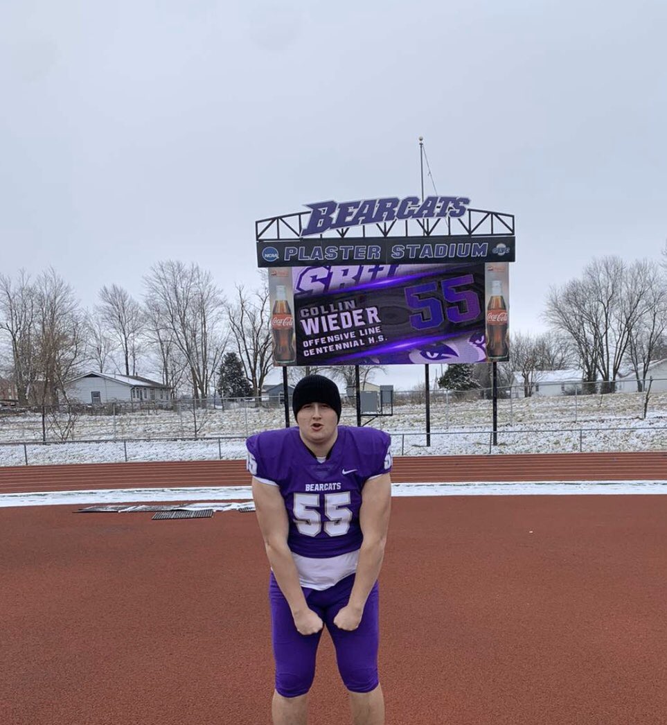 WiederCollin's tweet photo. Excited to say I’m spending my talents and future with this amazing program!!!!🤝 @CoachBreyCook @SBU_CoachKlund @jc3watkins https://t.co/Td57t9Cy4h