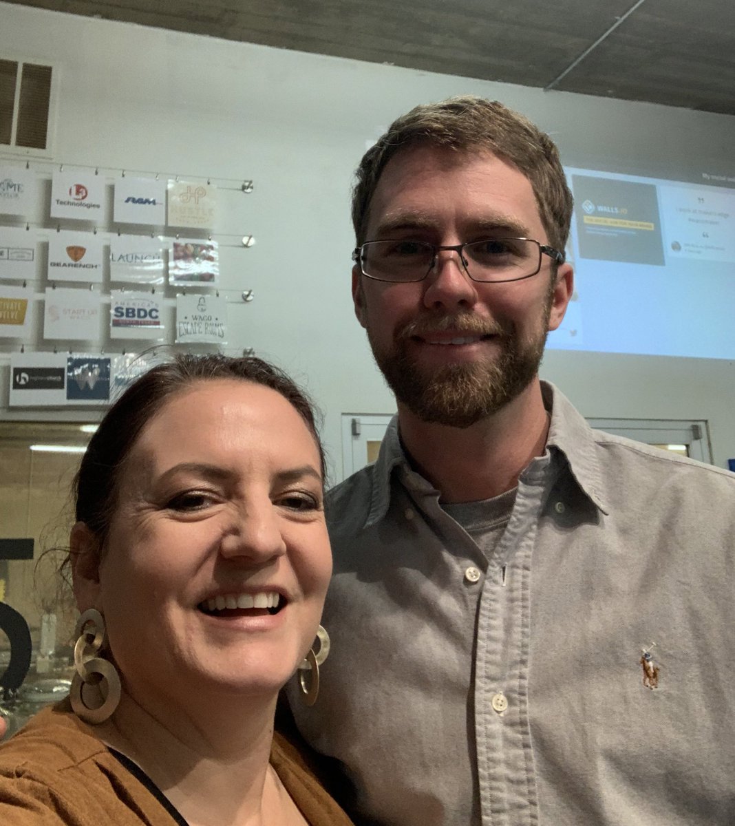 MakersEdgeWaco's tweet photo. #WacoMaker itโs Taylor...in the flesh! https://t.co/nDkYqoOeD3