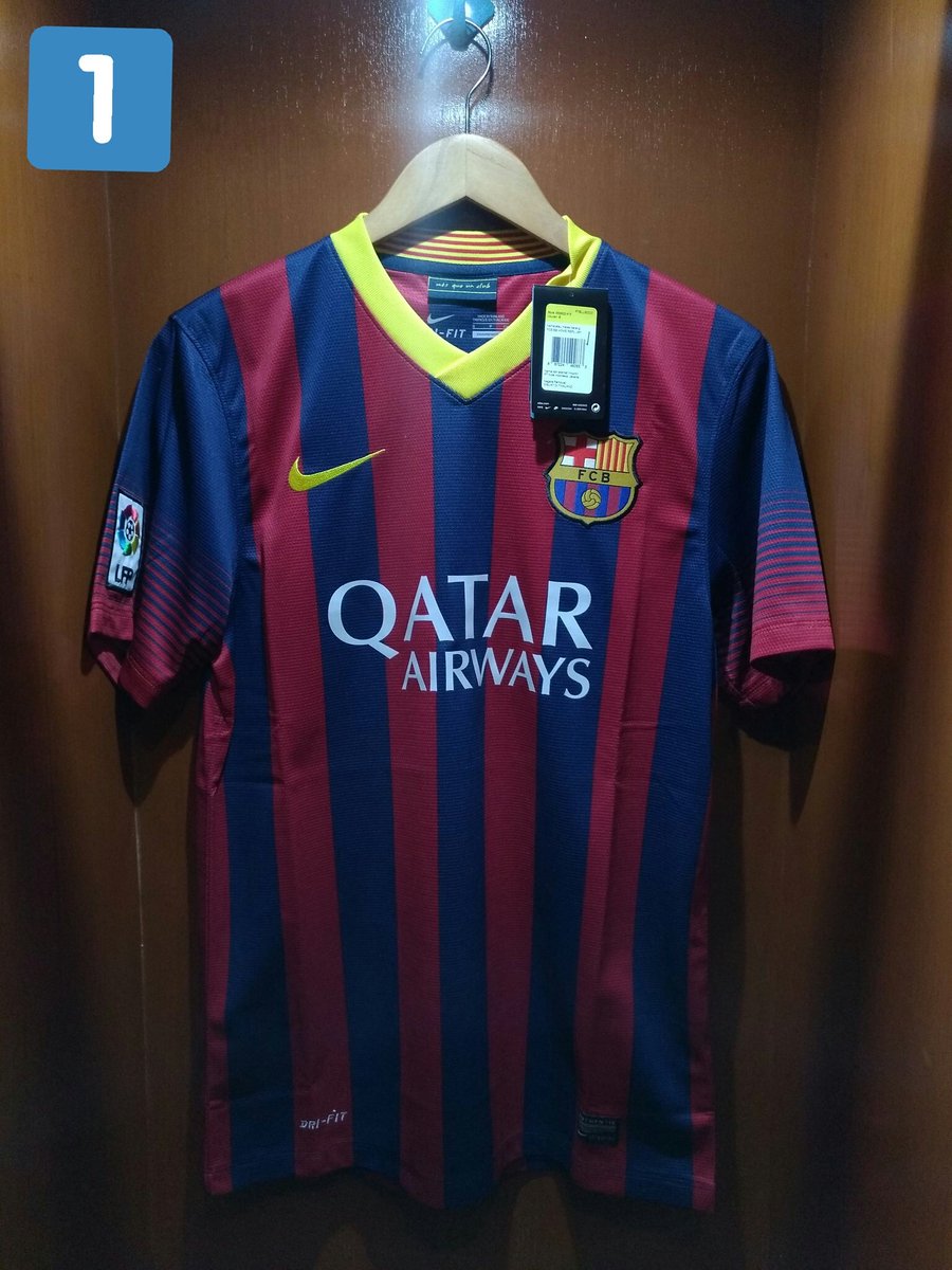 FWDfootballshop's tweet photo. #LelangFFS update 16:00, end bid 21:00 WIB.

Size Small :
#FFS1 Barcelona Home 2013/14 : 70k
#FFS2 Real Madrid Away 2016/17 : 100k
#FFS3 Liverpool Home 2014/15 : 60k
#FFS4 Chelsea Away 2014/15 : 60k https://t.co/g93FT8jkX0