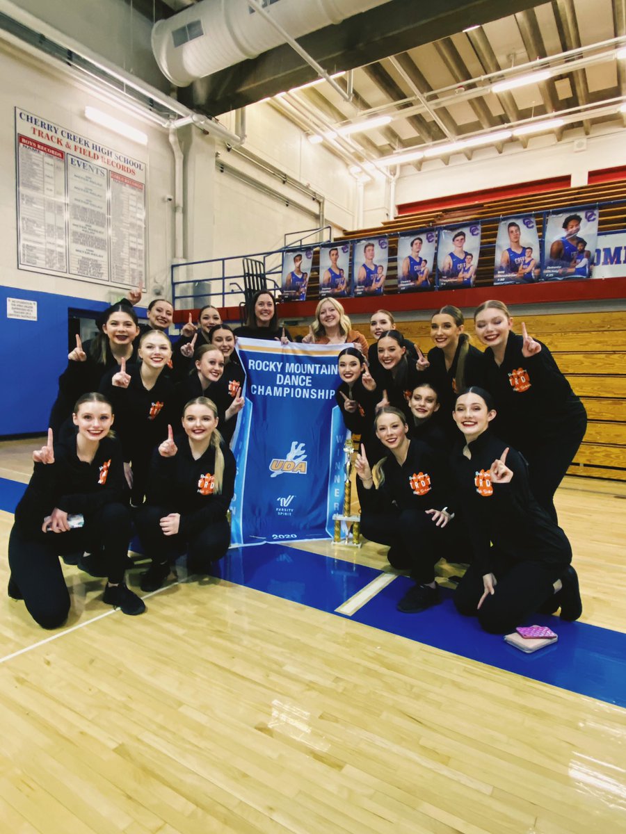 rockspringstrdt's tweet photo. We are so humbled and proud to be bringing a division championship banner back with us to RS 🐾🌟🧡 let’s go!! #ttid https://t.co/RD8BlebZuB
