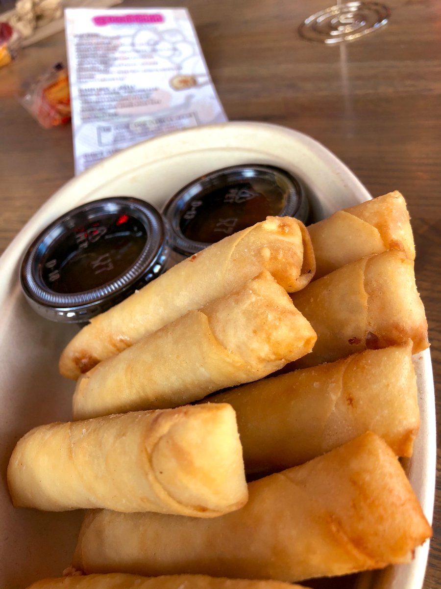 eatinglasvegas's tweet photo. I came, I saw, I was un-baoβd. #toomuchbread #GraffitiBao https://t.co/v6rK06wfeQ