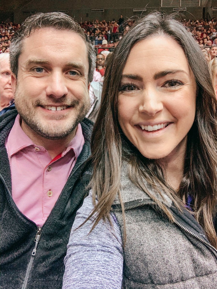 KelseyN33's tweet photo. His silver looks good w/ my purple. 😉 It was a house divided tonight, which doesn’t happen often. Enjoyed watching @KStateMBB play against @AlabamaHoops! #mysilverfox #EMAW #RollTide https://t.co/emEW7n39mI