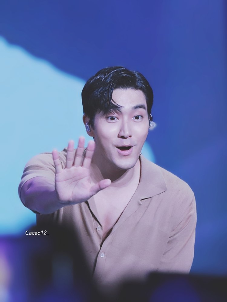 Precious and Shining 🌠 시원 웃는 모습 넘 좋아요.💗💯 항상 행복을 전해줘서 고마워요.🙏🏻🙇🏻‍♀️💜 <a href="/siwonchoi/">Siwon Choi</a> 

#최시원 #siwonchoi #siwon #SS8inMacau 

-Do not remove logo &amp; re-edit.