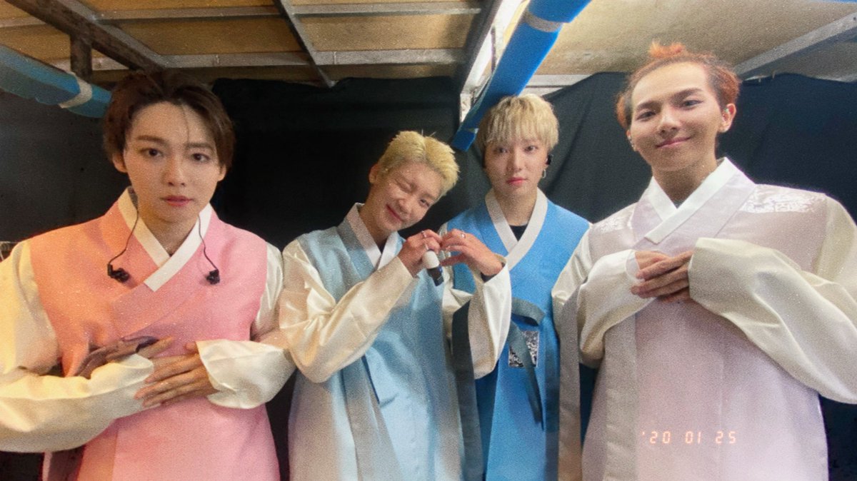 yg_winnercity's tweet photo. [✖️CROSSTOUR➕] THANK YOU, INNER CIRCLE👍🏻💙

#WINNER #위너 #WINNERCROSSTOURINMANILA #HAPPYLUNARNEWYEAR2020 #YG https://t.co/1tXYD3dG5y