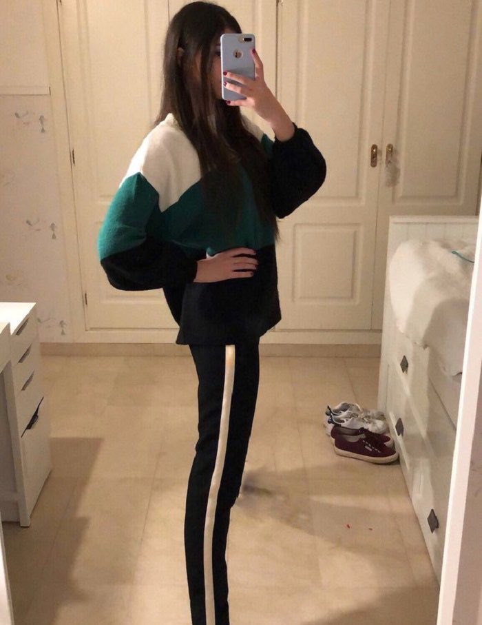 losttbh's tweet photo. yeah I just matched horizontal stripes with vertical stripes so what https://t.co/DwyYpbvPgO