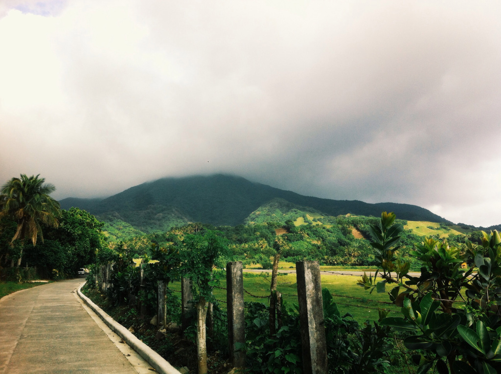 joonano12's tweet photo. Mt. Iraya, Batanes https://t.co/2Wa0ezp5AF https://t.co/aaRD97mTd5