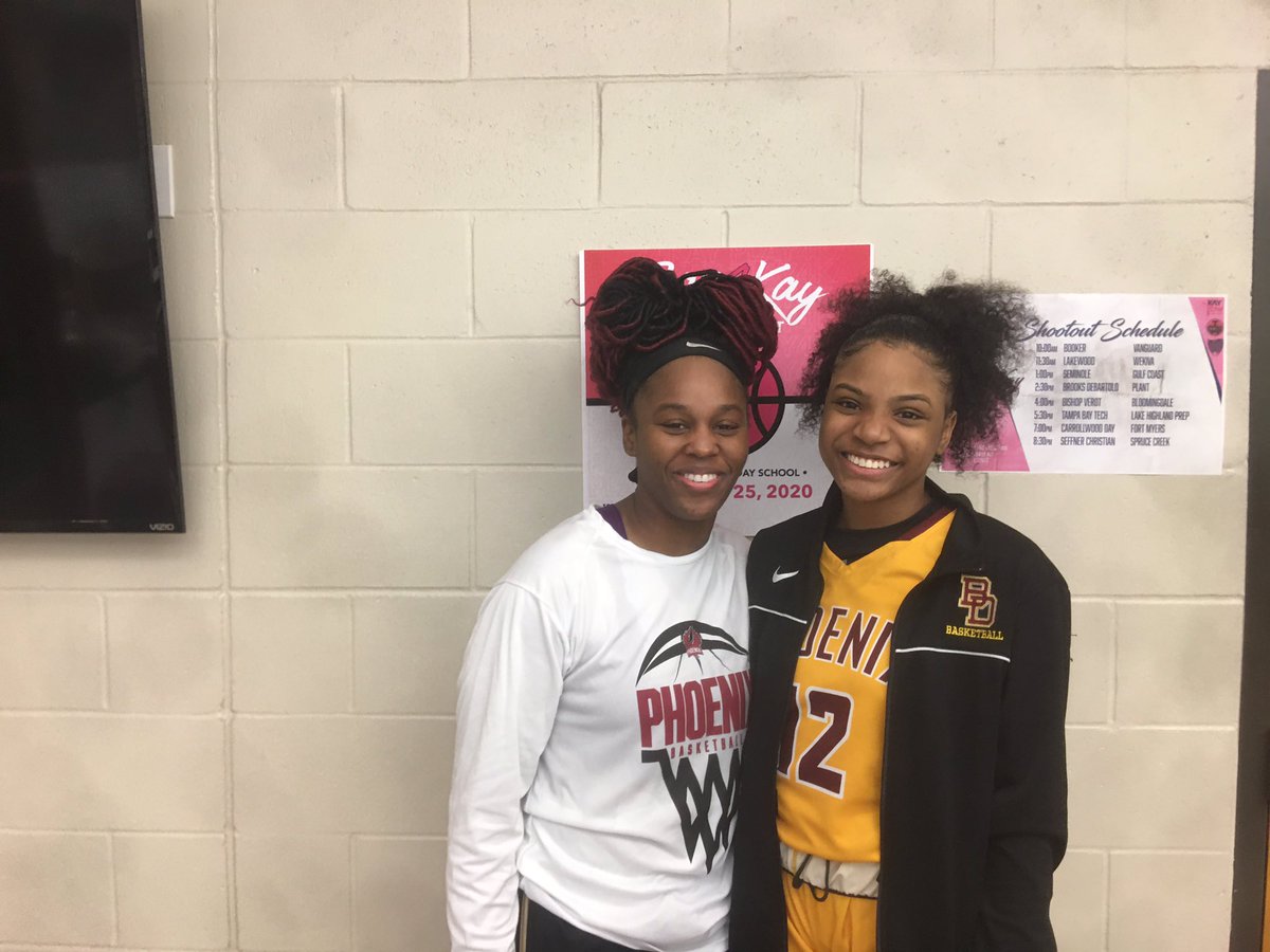 I love this time of year when I get to see our ECU babies compete against each other. The competitive juices did flow but the sisterhood is strong. <a href="/ECunitedbball/">eastcoastunited</a> <a href="/TYoungblood25/">Triniti Youngblood25</a> <a href="/Nyla14Jean/">Nyla Jean</a> <a href="/BriMcClinton/">Brionna McClinton</a> <a href="/CoachRobMcD/">Coach Rob McDonald</a>