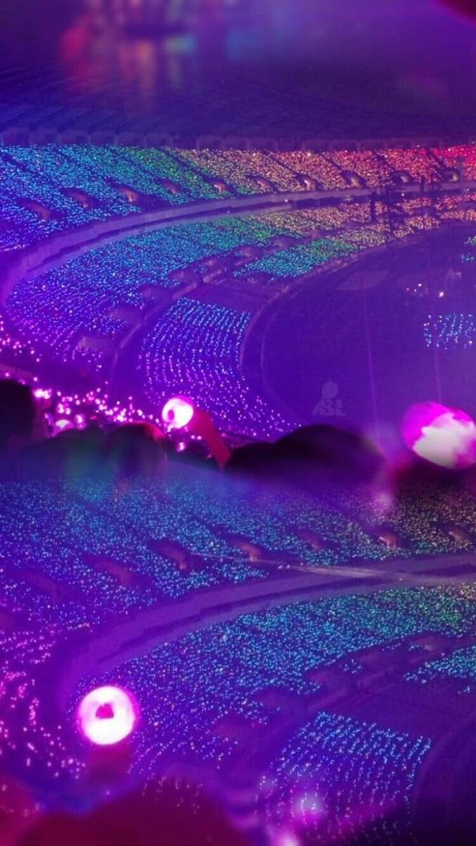 katvjk's tweet photo. Yo se que a nadie le importa pero no me quiero morir sin haber vivido mikrokosmos en vivo :'c 

#BTSInEcuadorTour2020

@BigHitEnt @BTS_twt @SoHighEvents_ @LiveNation https://t.co/Fe85HizMWD