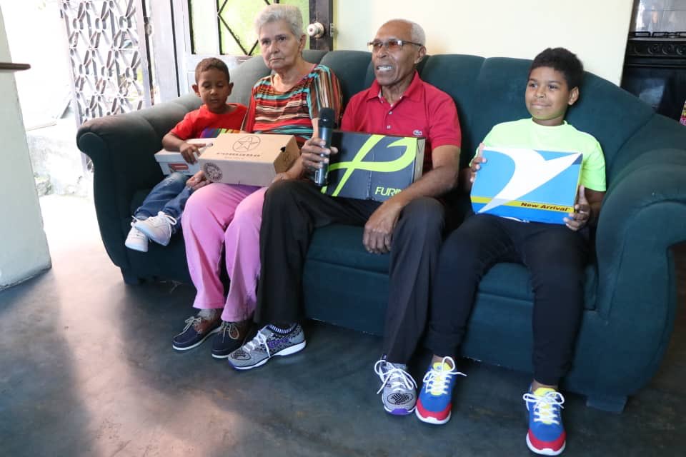 ANDR3Z77's tweet photo. @EneidaLayaPsuv @DrodriguezVen @psuvaristobulo VENCEREMOS CARAJOOOO
#ViceSocial
@DrodriguezVen @psuvaristobulo
https://t.co/aBUFfLZE9r