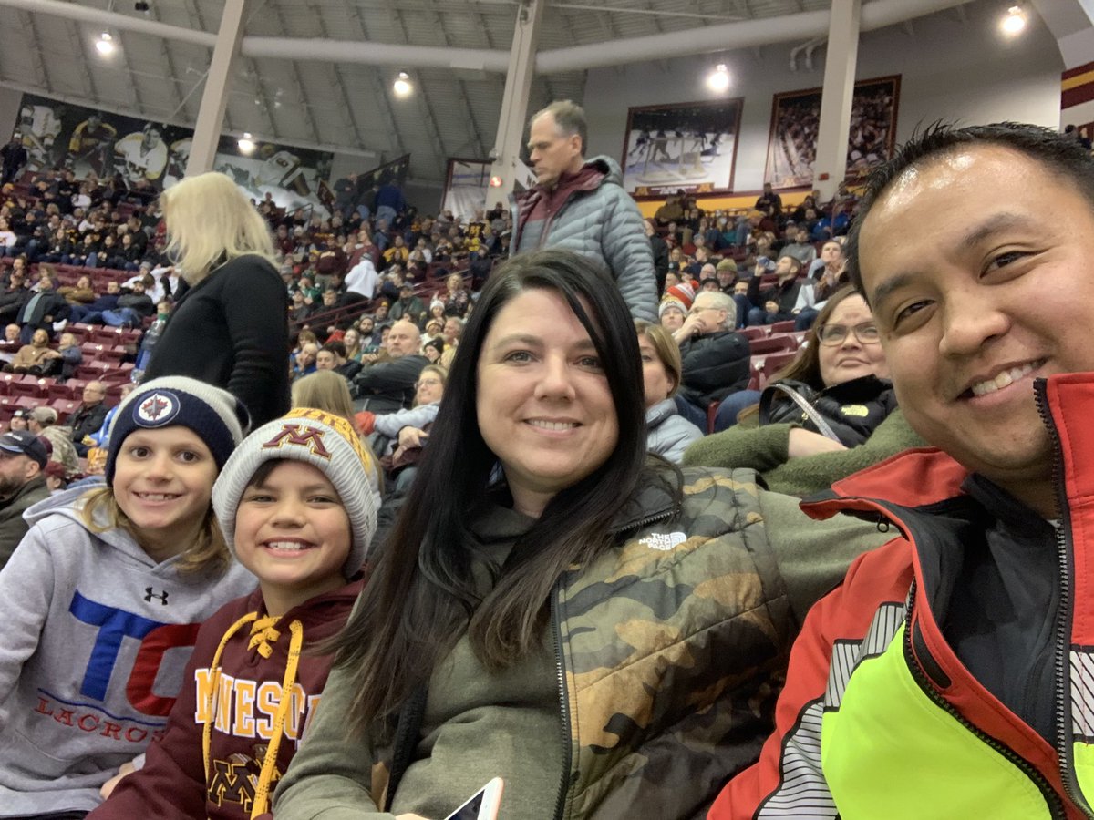 Go Gophers! #gopherhockey #prideonice