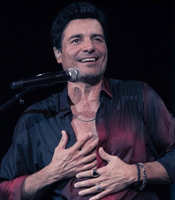 Erimar1226's tweet photo. @RadioRomanceFM Voto por mi favorito ❤️ @CHAYANNEMUSIC #DesdeElAlmaTour2020 #Chayanme @EnTodoEstareAr2 💙 https://t.co/qSQ17YtZP9