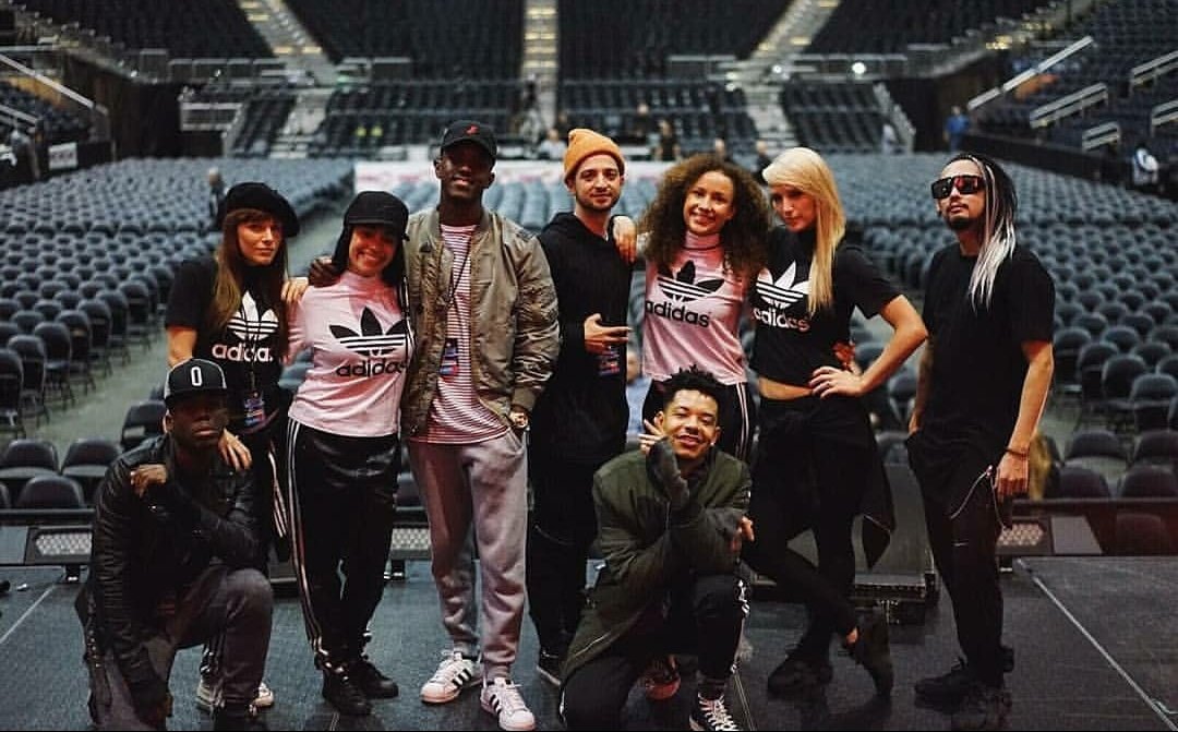 elyqfans's tweet photo. I hope Nick brings this beautiful team and family back 🙌🏻🙏🏻 #teambieber https://t.co/wYGXZZQvTU