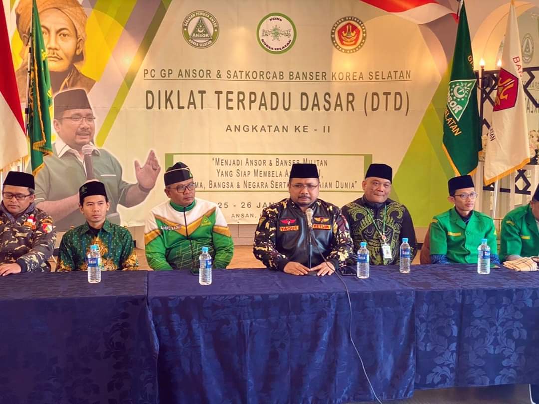 Official_Ansor's tweet photo. DTD II PC GP Ansor Korea Selatan, 25 - 26 Januari 2020

#KitaIniSama 
#Ansor 
#Banser https://t.co/Y0h9l8f7sn