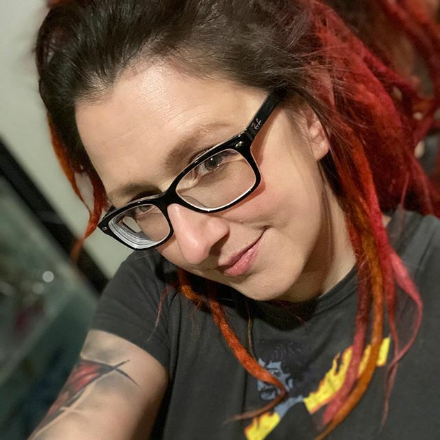 IsaTheobald's tweet photo. No filter. Just happiness. #tanzritual #studio30 #gruftikind #mypersonaltribeofweirdness #happyme #redhead #dreadhead #happyme #havingtherightalliesmeansnothingtofear #liveisbetterdancing https://t.co/dPEmIi8Xab https://t.co/IBpz1dYI55