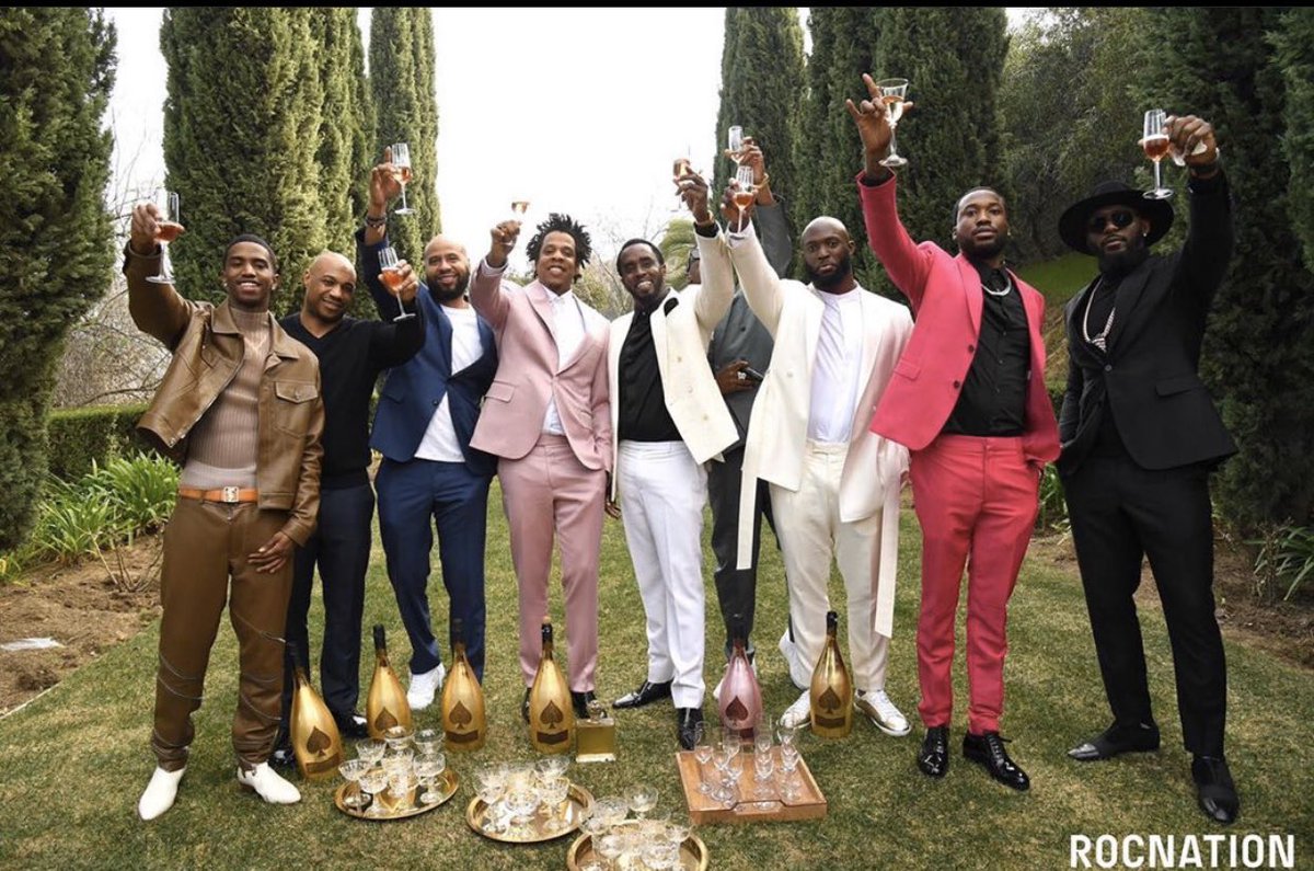 revolttv's tweet photo. Positive Vibes Only 🥂| 📸: @RocNation #RocNationBrunch https://t.co/6JWSWIbPQY