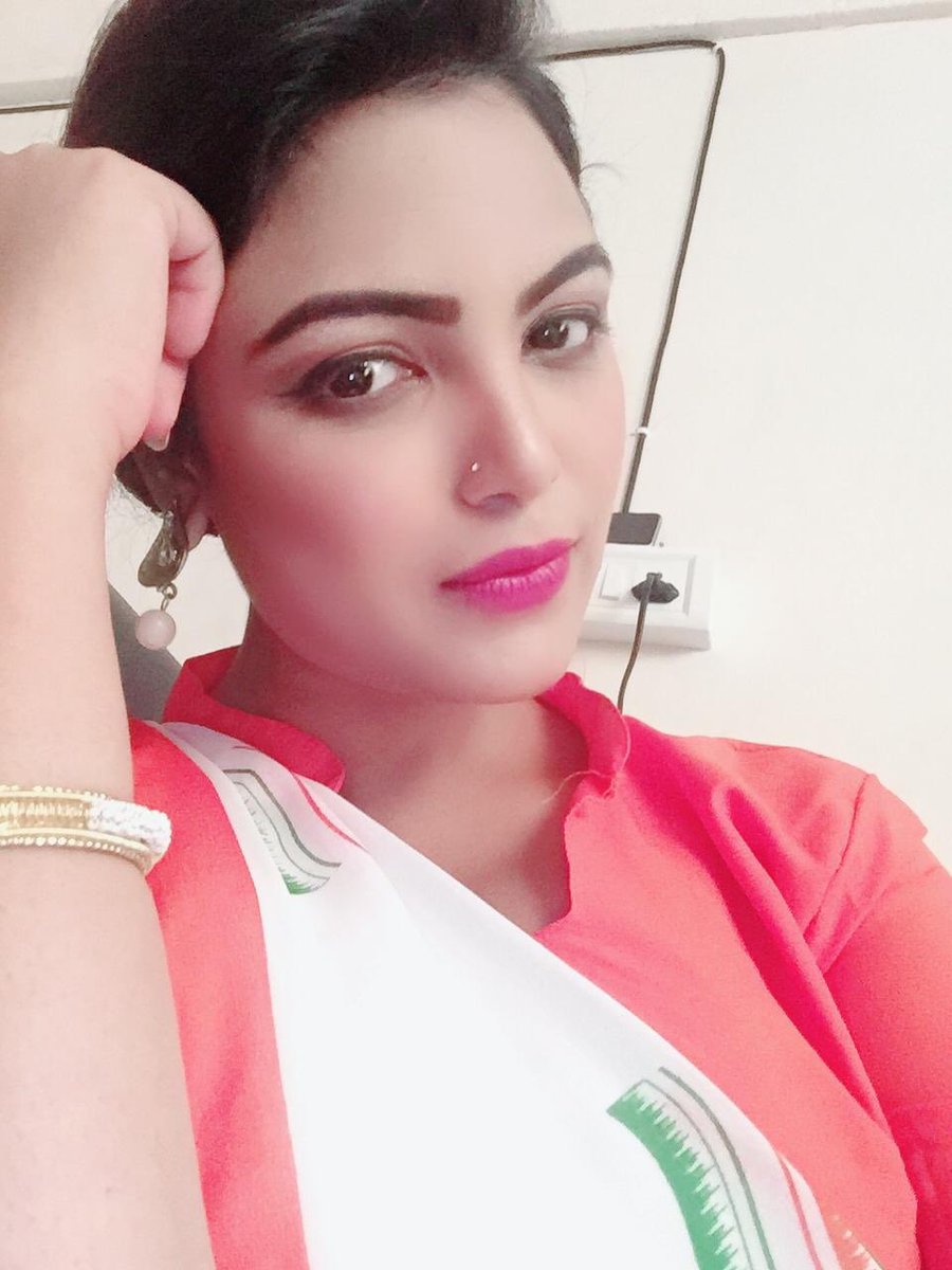 _PriyankaTiwari's tweet photo. #RepublicDay2020 #RepublicDayIndia #RepublicDay #RepublicDayIndia2020 @BookMyPromo #bookmypromo https://t.co/tevKHOwwBm