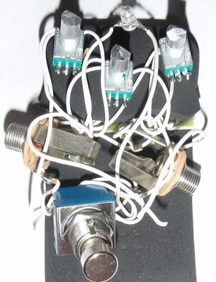 freestompboxes's tweet photo. BJFE Sea Blue EQ stripped of all its goopy seaweed #gutshotculture #schematic and more pics here: https://t.co/o1SC2kGlXw https://t.co/SwM42I5B9W