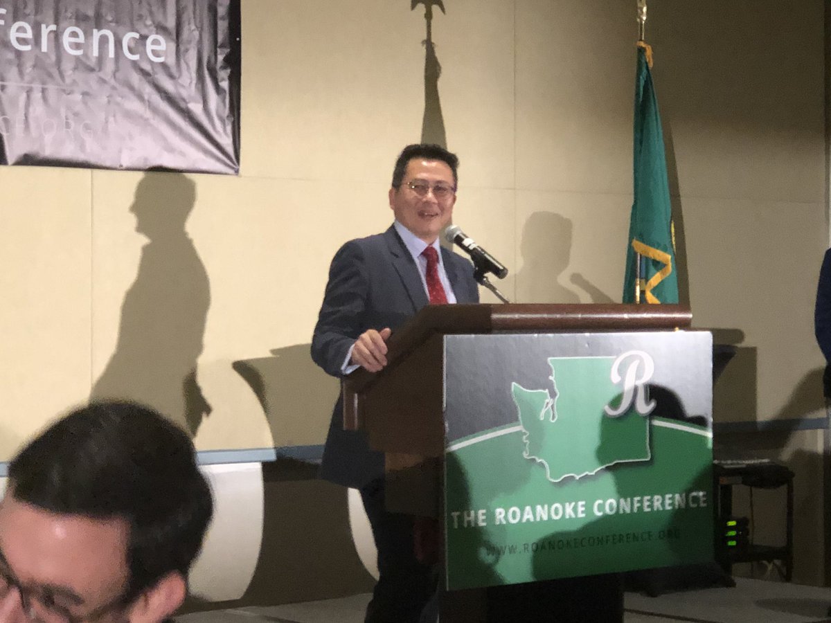 RoanokeConf's tweet photo. SeaTac Deputy Mayor Peter Kwan is the 2020 Roanoke Rising Star Award winner. #roanokeconf https://t.co/ehNWtoPr25