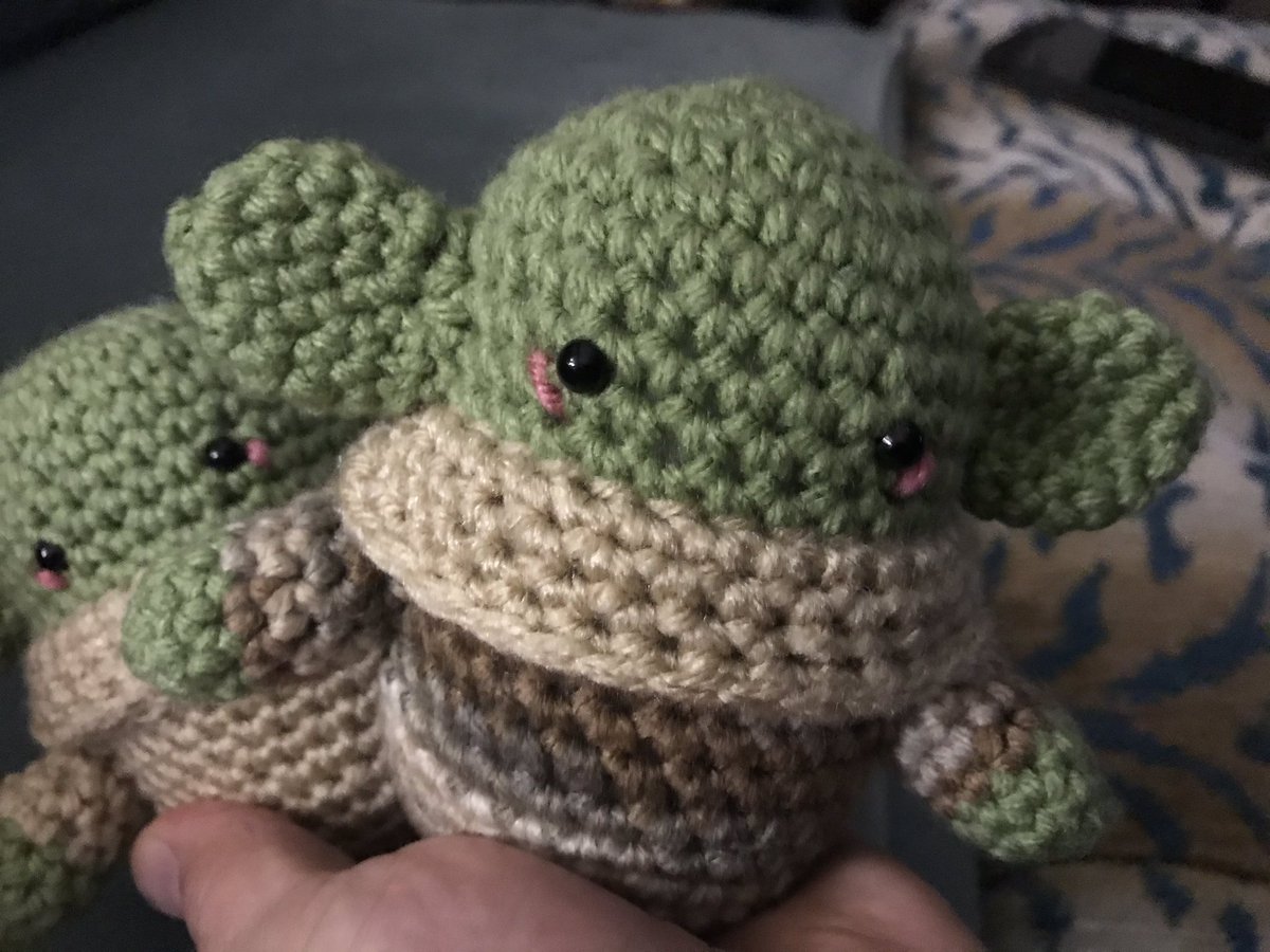 interlacing_web's tweet image. Two more #BabyYoda dolls on their way to their new homes! #Amigurumi #crochet #crafting