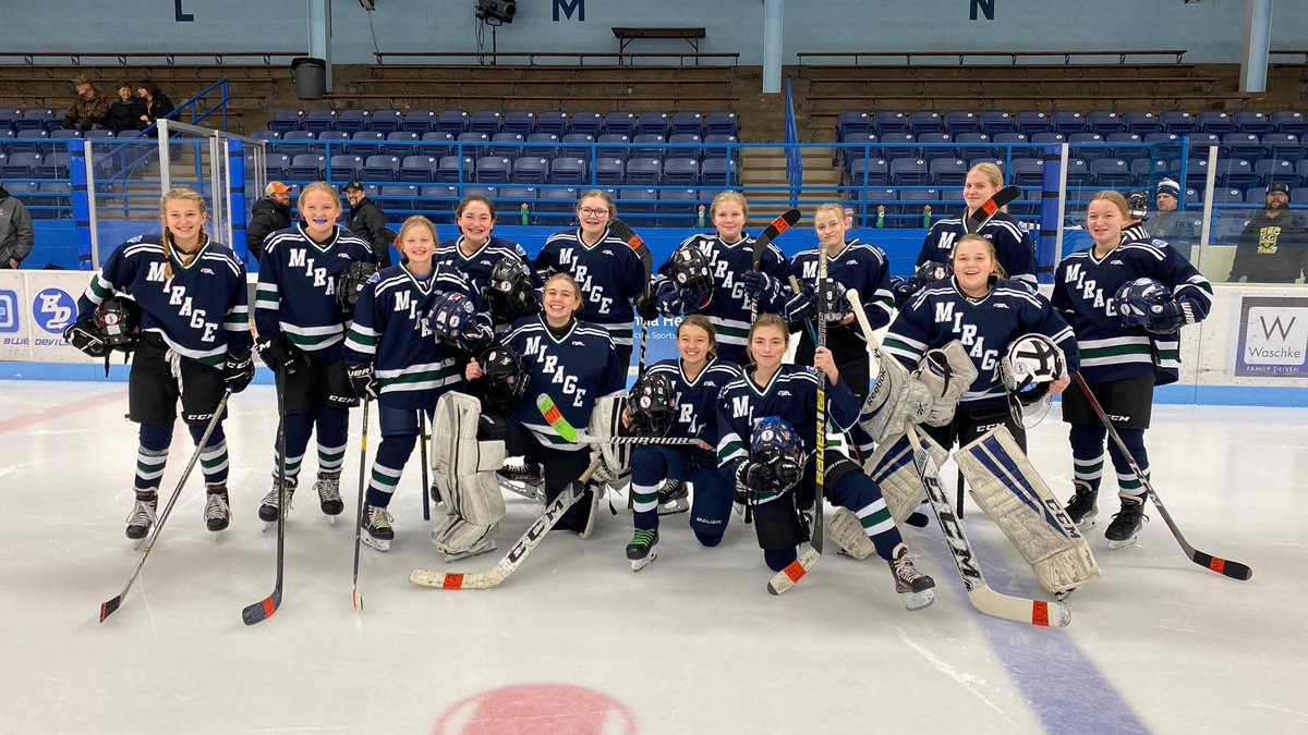 valure77's tweet photo. @PHMirage @YouthHockeyHub Mirage U12’s playing for Marshall today in Virginia #laterbader #sticksoutformarshall https://t.co/JoNUdkRgGo