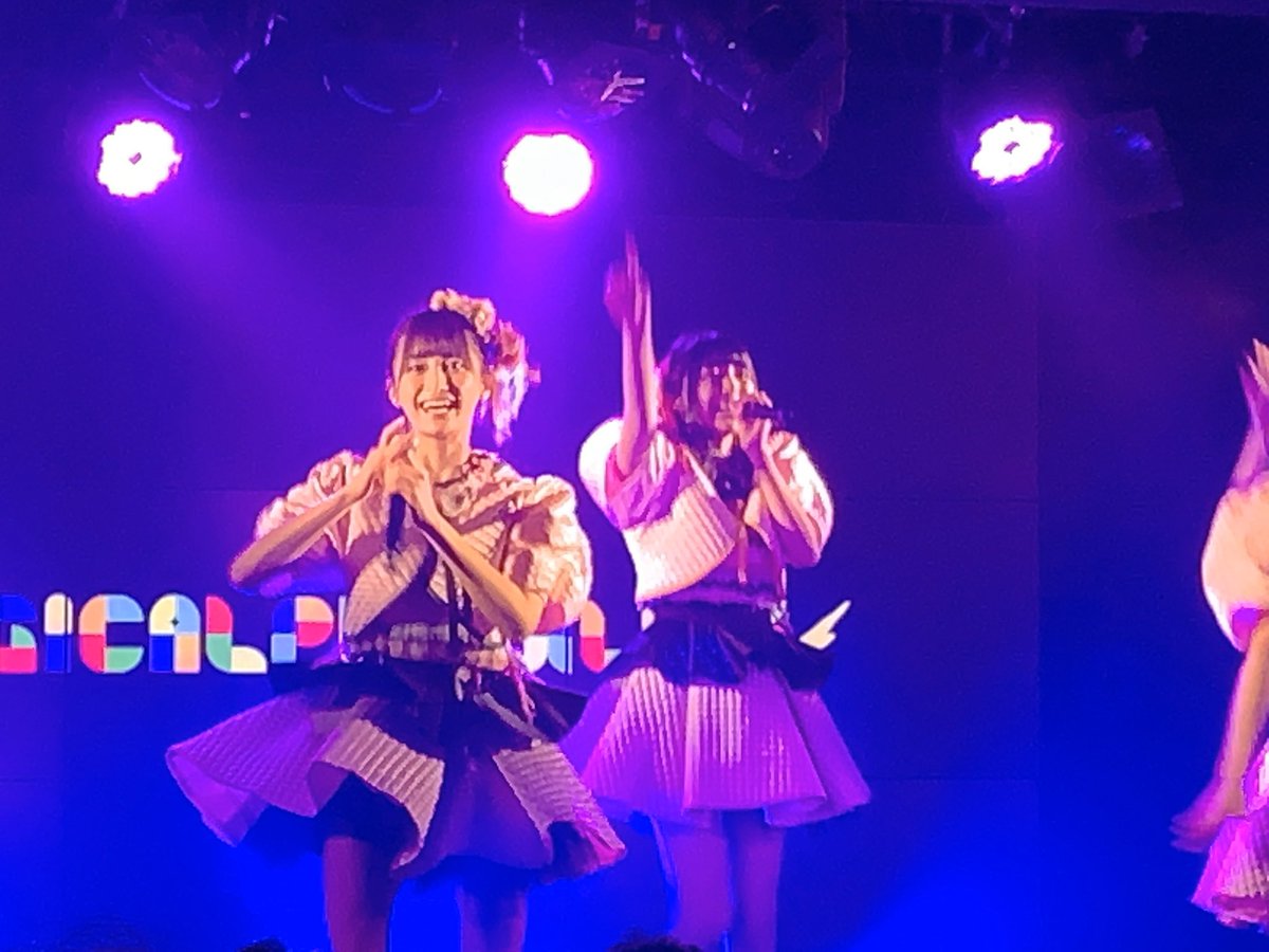 aidoringwithM09's tweet image. ＭＰＬ２０２０よりカメラ撮影可能曲の『マジカル・ジャーニー・ツアー』より清水ひまわり見せ場の１つよりの画像投下しておきます（マジパンクイズとしてはわかりやすいかな？）
#マジパン #MPL2020 #マジパンクイズ