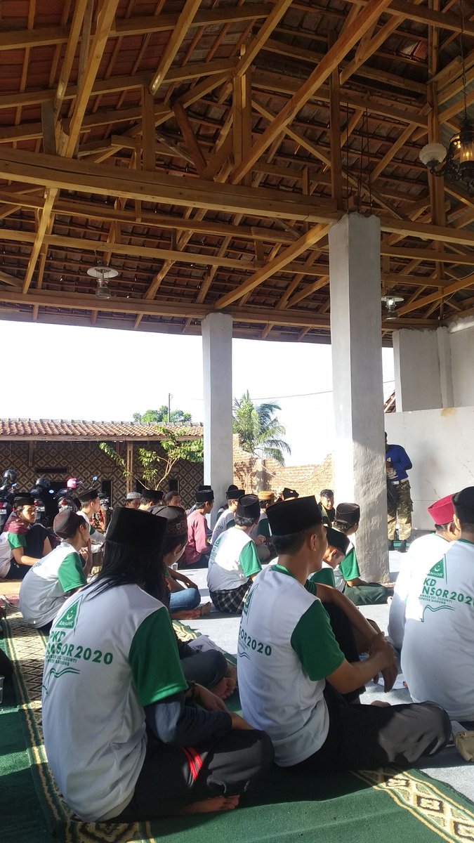 Ya Lal Wathon Ya Lal Wathon Ya Lal Wathon

Hubbul Wathon minal Iman

Wala Takun minal Hirman

Inhadlu Alal Wathon

#PACCILEUNYI

<a href="/GusYaqut/">Gus Yaqut</a> <a href="/HabibluthfiYahy/">Habib Luthfi Yahya</a> <a href="/saidaqil/">Said Aqil Siroj</a> <a href="/gp_ansornu/">Gerakan Pemuda Ansor</a>