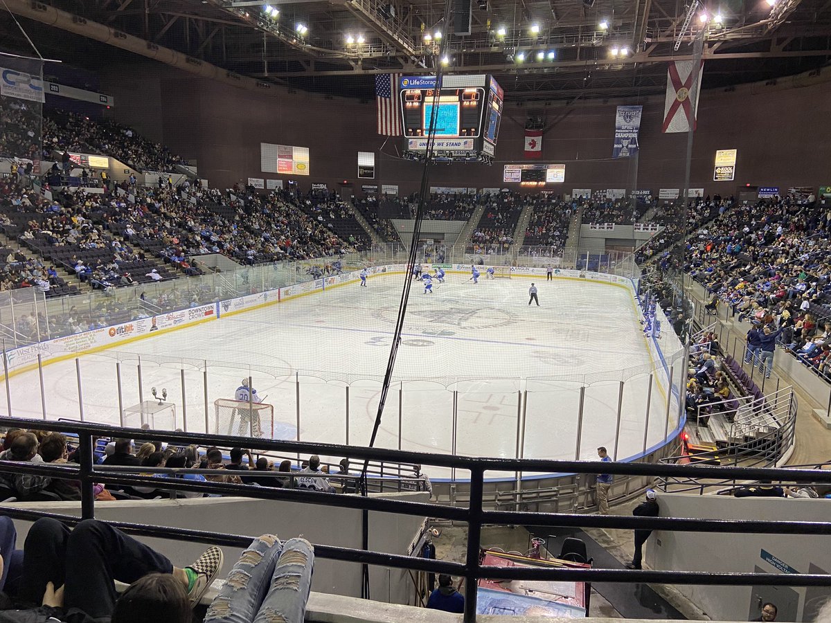 Tiago_c4margo's tweet image. Dia de curtir novas experiências! #goflayers