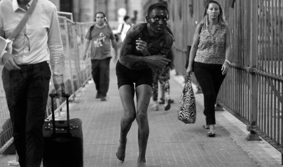 DemianTurquet's tweet photo. Intervenimos en la ciudad de Buenos Aires
Gracias a los artistas que se sumaron a esta propuesta!
.
#photography #streetphotography #StreetArt #fotografía #danza #teatro #BuenosAires #Ciudad https://t.co/eCAFOg9C8h