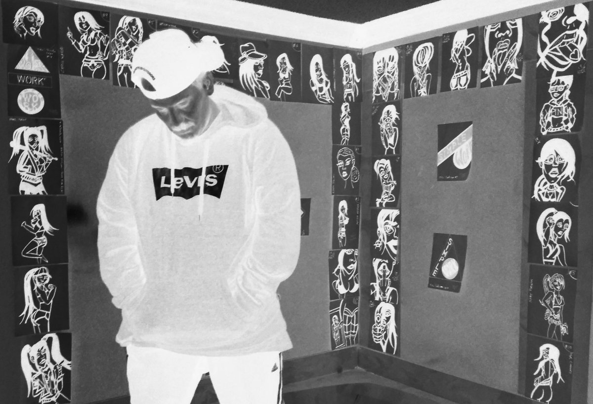 Scottbatespoet1's tweet image. @313simplework
#313Simplework
#Detroit #Michigan
#Art #ArtistOnTwitter #artist
#ArtOfTheDay #artshare #artwork
#2020SoFar #drawing #drawinyourstyle #drawingoftheday
#draw #ink #inklove #inkmaster
#inking #inkdrawing #inkedup
#sharpie #pencilart #pencilsketch