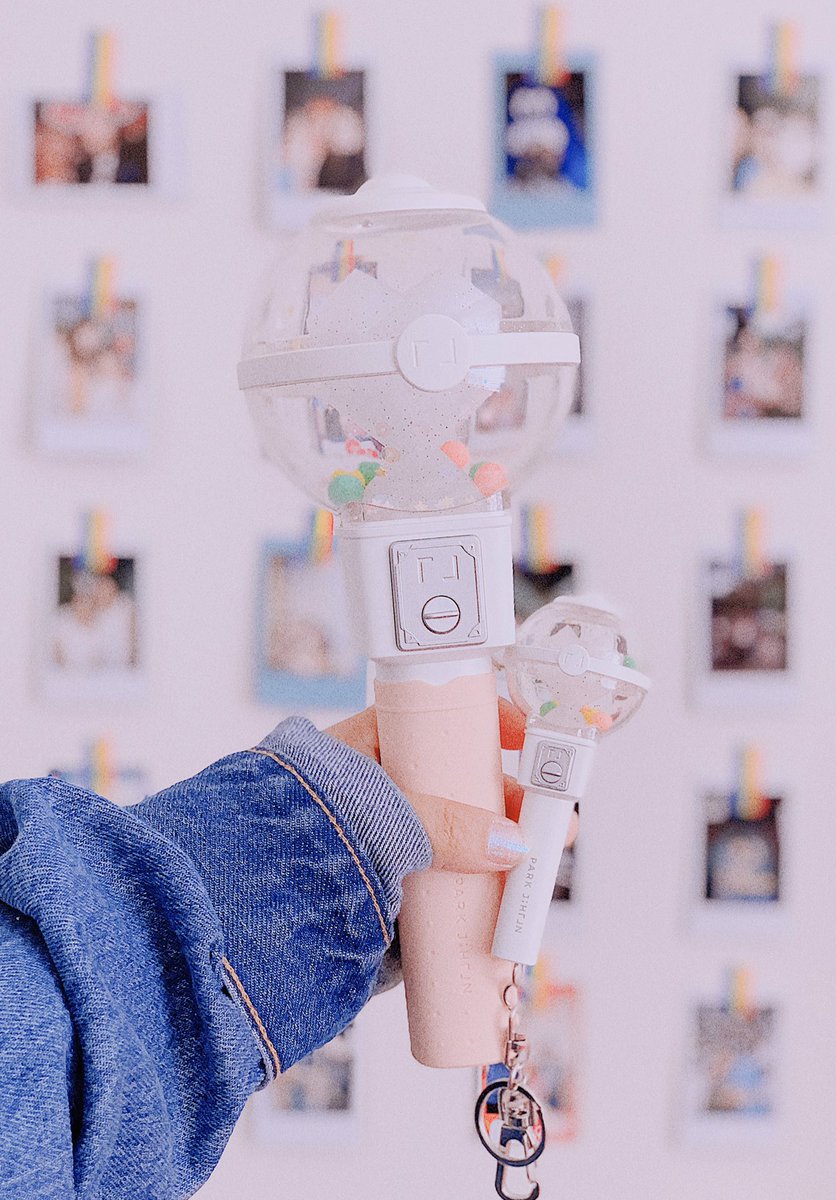 winkdeer's tweet photo. im putting my things back to their place and finally took a picture of mother and daughter... mum is in love with mini ppobong and asked if i had another one to her 💀 https://t.co/rVQwzcEl07