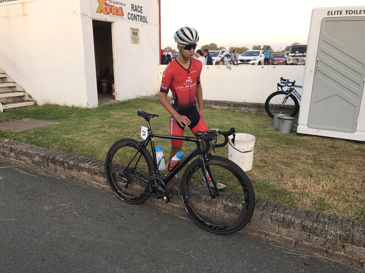 MidvaalLM's tweet image. The Midvaal @FastOneCycle Challenge 2020 has been officially launched by our Executive Mayor Ald @BonganiBaloyiEM. A great event for cyclists and spectators! Good luck to all participants! 😁

#ProudlyMidvaal