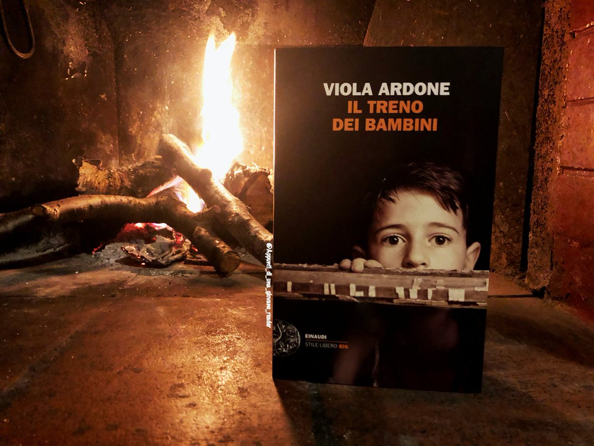 Straordinario, commovente, intimo ed emozionante. Uno spaccato dell'Italia nel Secondo Dopoguerra con una particolare attenzione rivolta ai Bambini del Mezzogiorno.
Sul blog vi parlo de "Il treno dei bambini" di <a href="/viola_ardone/">Viola Ardone</a>, edito <a href="/Einaudieditore/">Einaudi editore</a>  

appuntidiunagiovanereader.blogspot.com/2020/01/recens…