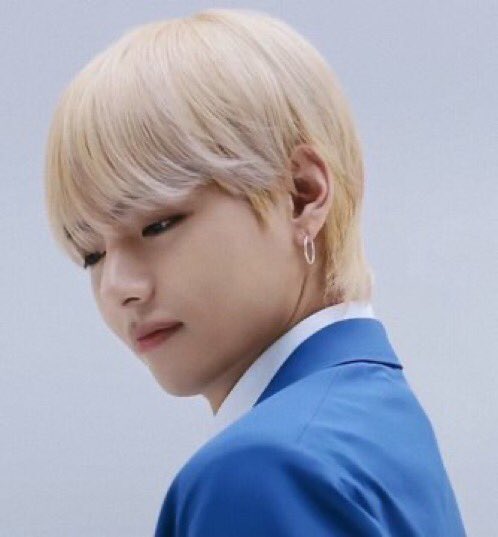 ꒰ day 25 of 365 ꒱hello taehyung! i hope you’re happy :( i hope today was a great day for you :( you deserve all the happiness okay? goodnight, i love you ♡