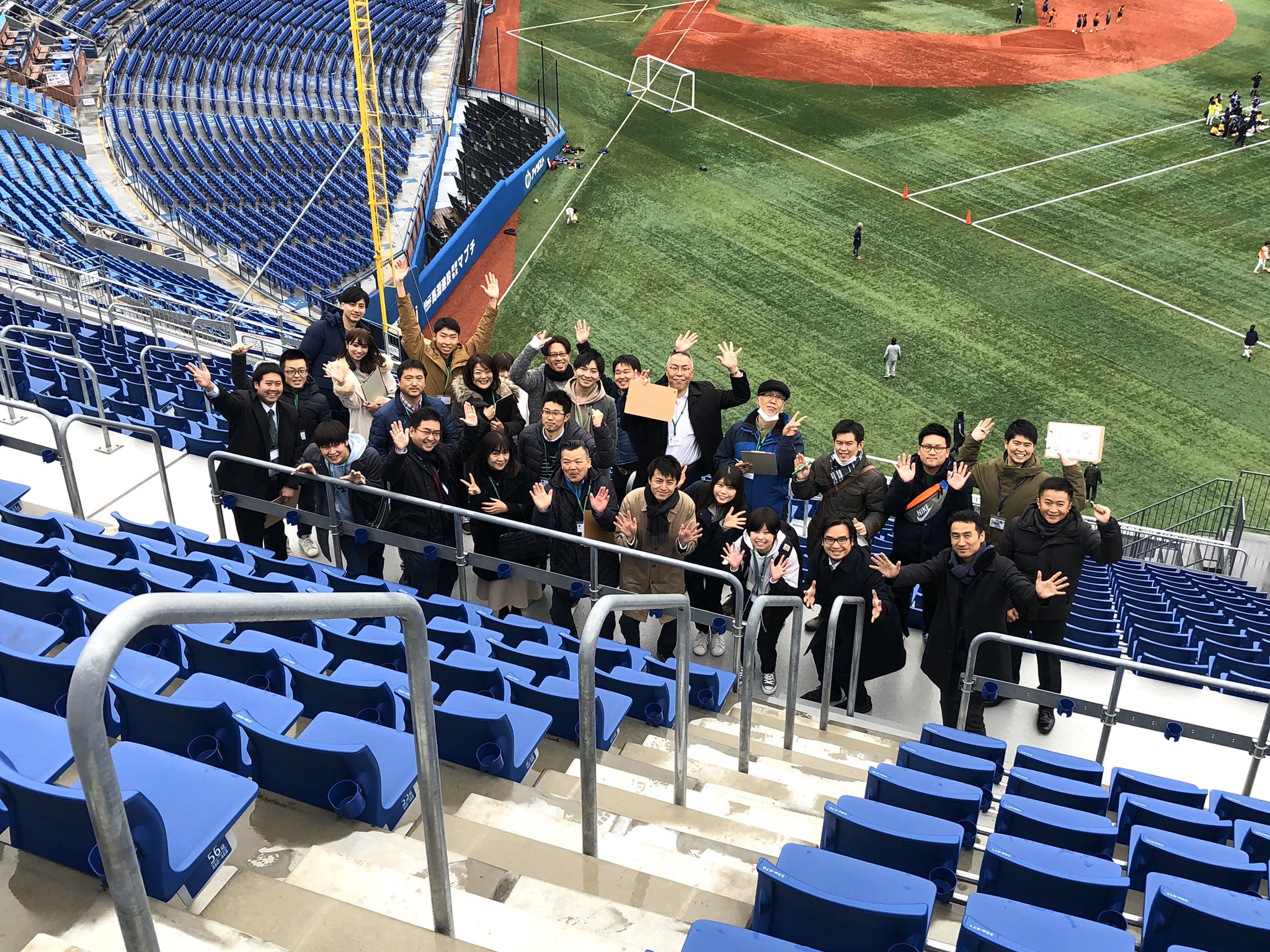 横浜denaベイスターズ Next Ballpark Meeting 2 試合がなくても楽しめるスタジアム 横浜スタジアム内 非試合日 の様々な活用方法をスタジアムツアーを通じて考えています 野球の試合日以外でも横浜スタジアムには夢と可能性が無限大